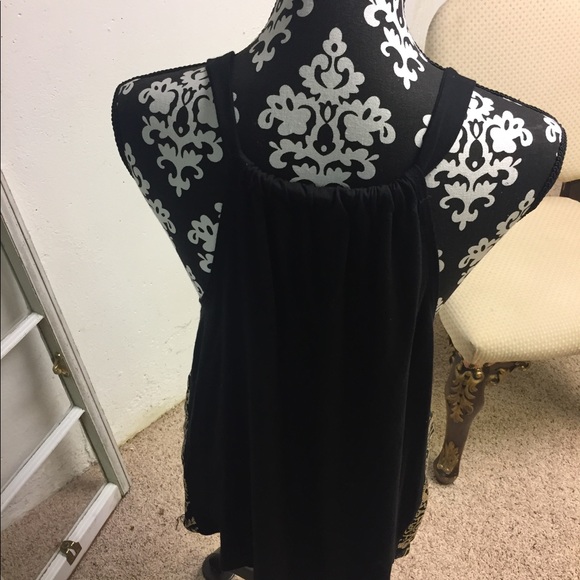 EXHILARATION Tank with all the details. - Picture 3 of 4